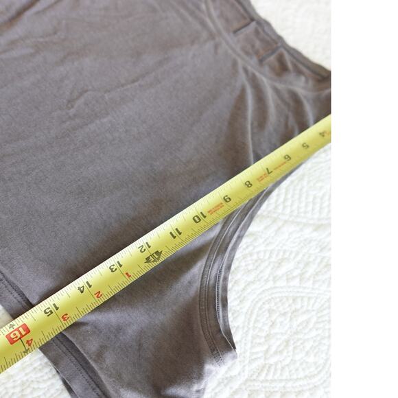 Athleta Black Racer Back Tank top and a Lululemon Gray/Brown Crop T shirt top - Picture 10 of 12